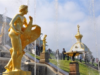 Tour Peterhof San Petersburgo: palacio y fuentes. Paseo por los canales en barco - foto 24