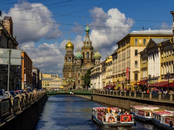 Tour Peterhof San Petersburgo: palacio y fuentes. Paseo por los canales en barco - foto 36