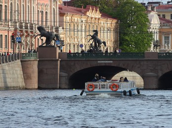 Tour Peterhof San Petersburgo: palacio y fuentes. Paseo por los canales en barco - foto 47