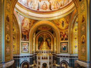 Visita guiada por la Catedral del Cristo Salvador y sus interiores. Pintura