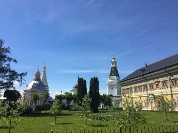 Tour Sergiev Posad con la cisita del monasterio de San Sergio de Radonezh