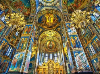 Tour en San Petersburgo por la Catedral de la sangre derramada. Interiores, mosaicos de tesela