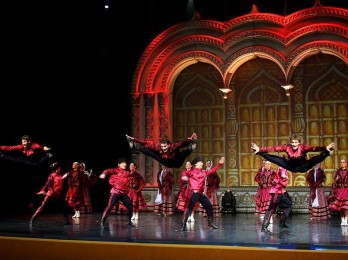 Danzas típias rusas dónde ver en Moscú. Guía en español