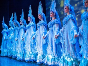 Baile tipico ruso, danza nacional de Rusia. Trajes rusos, que ver y hacer en Moscú 