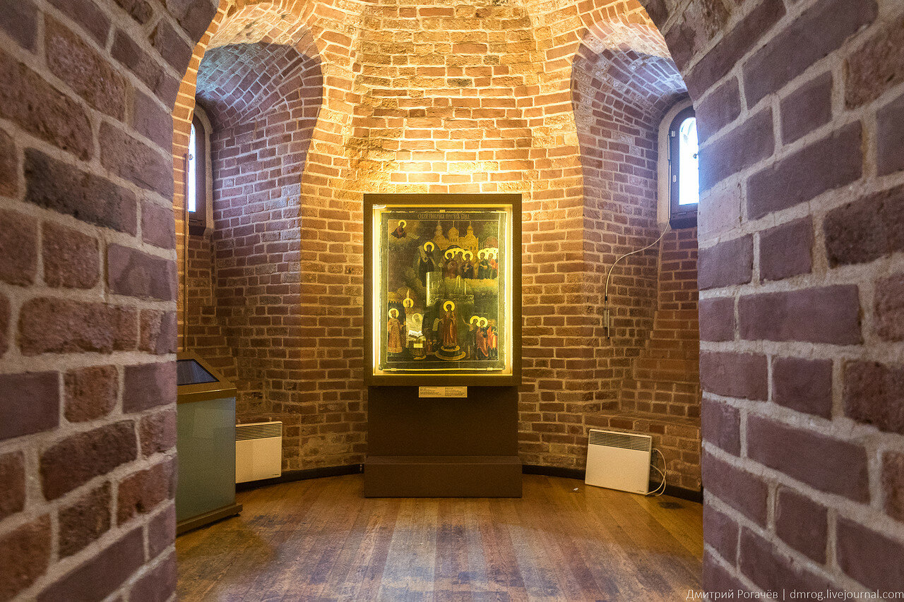 Interiores de la catedral de San Basilio en Moscú. Guía y tour virtual