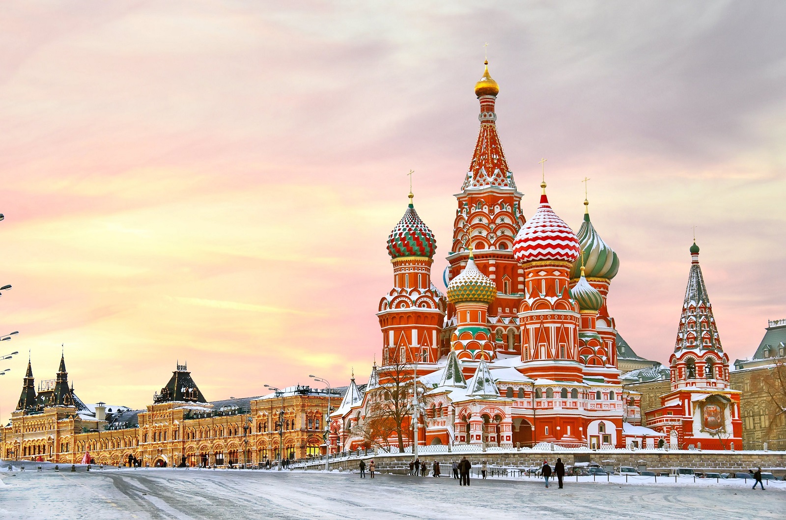 Invierno en Moscú, la catesral de San Basilio con nieve
