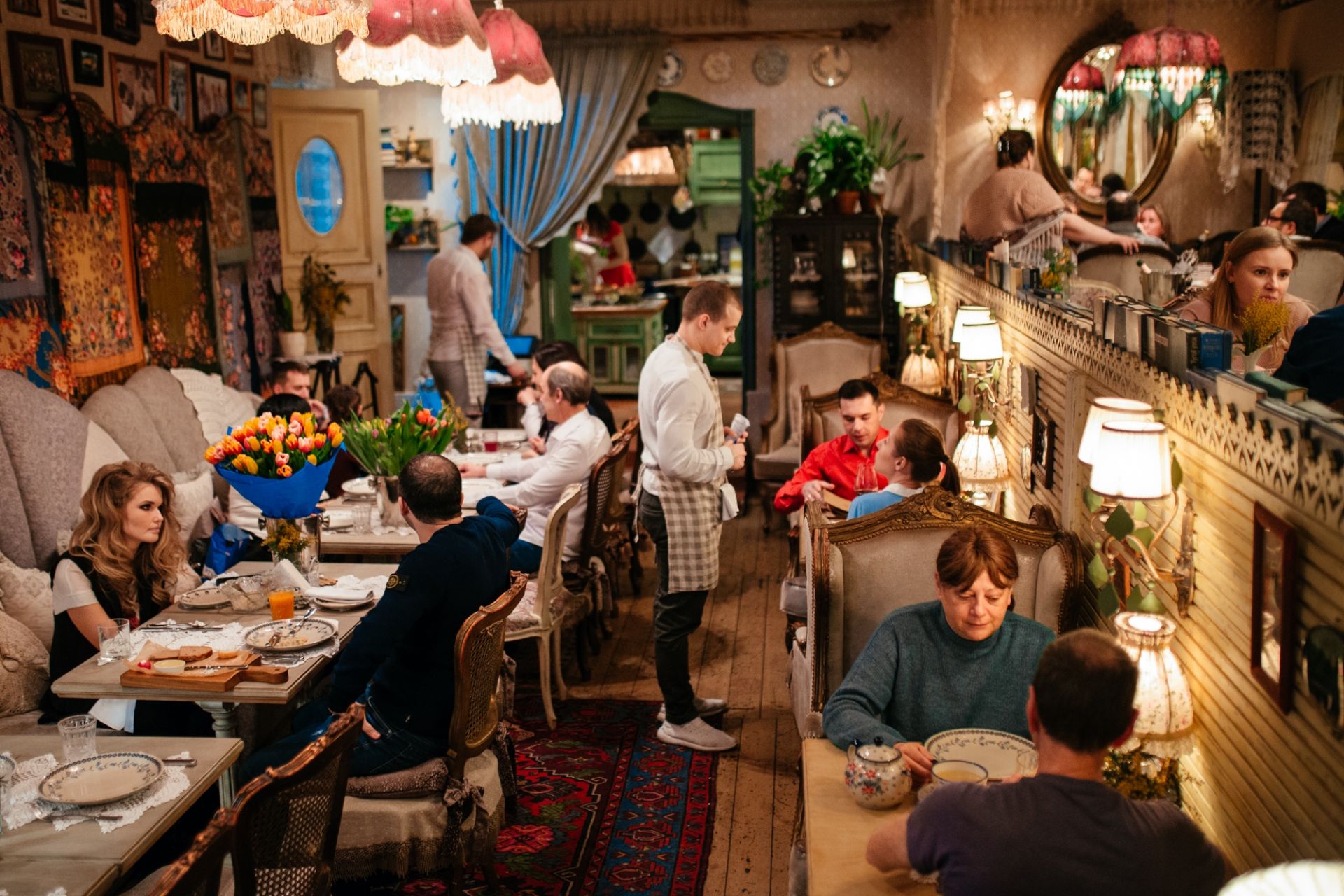 Mari Vanna, el restauránte tipico ruso en Moscú, como una casa rusa, es un lugar de moda y original