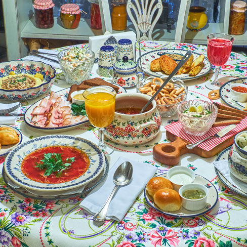 Dónde comer comida tipica rusa en Moscú, en el restaurante Mari Vanna que es de la cocina tradicional