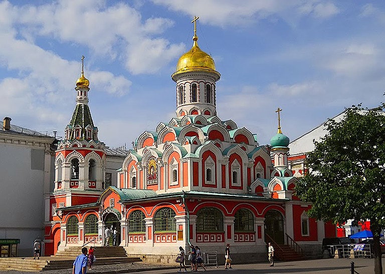 ver la iglesia de nuestra Señora de Kazan en Moscú