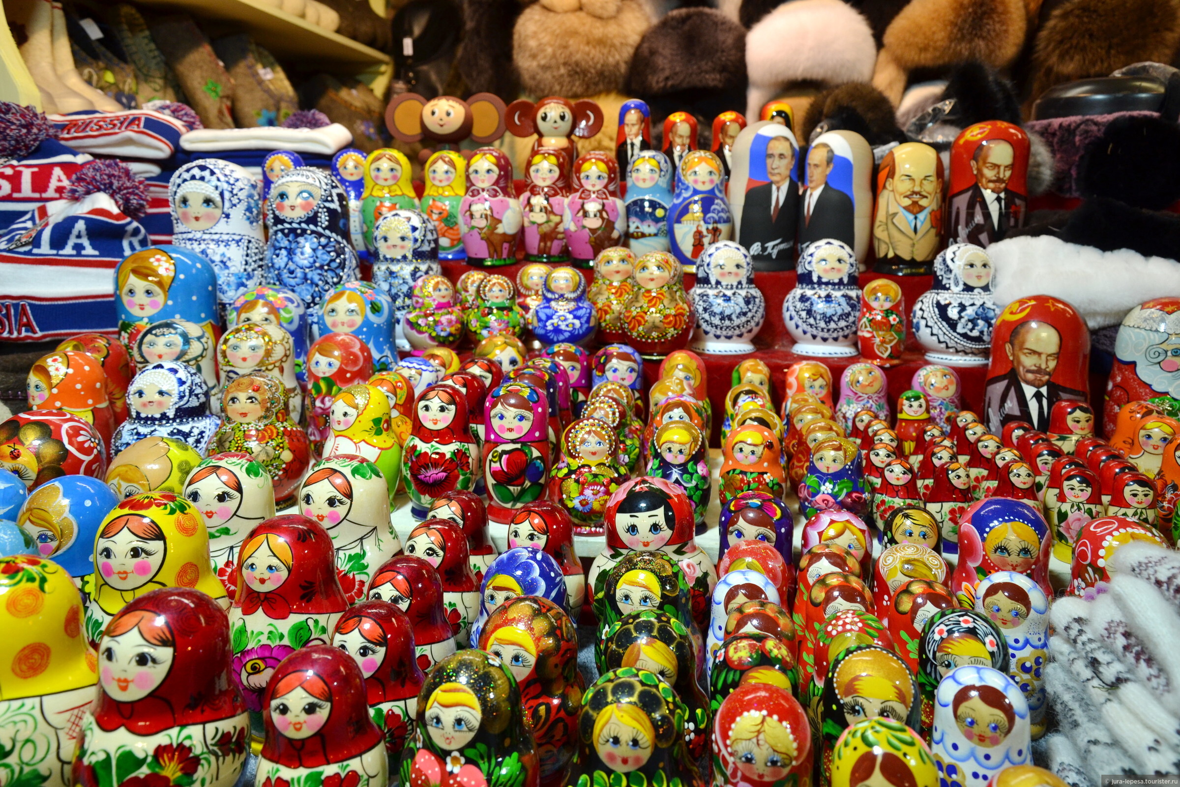 Mercado Izmailovo, matrioshkas. Dónde comprar en Moscú y qué ver